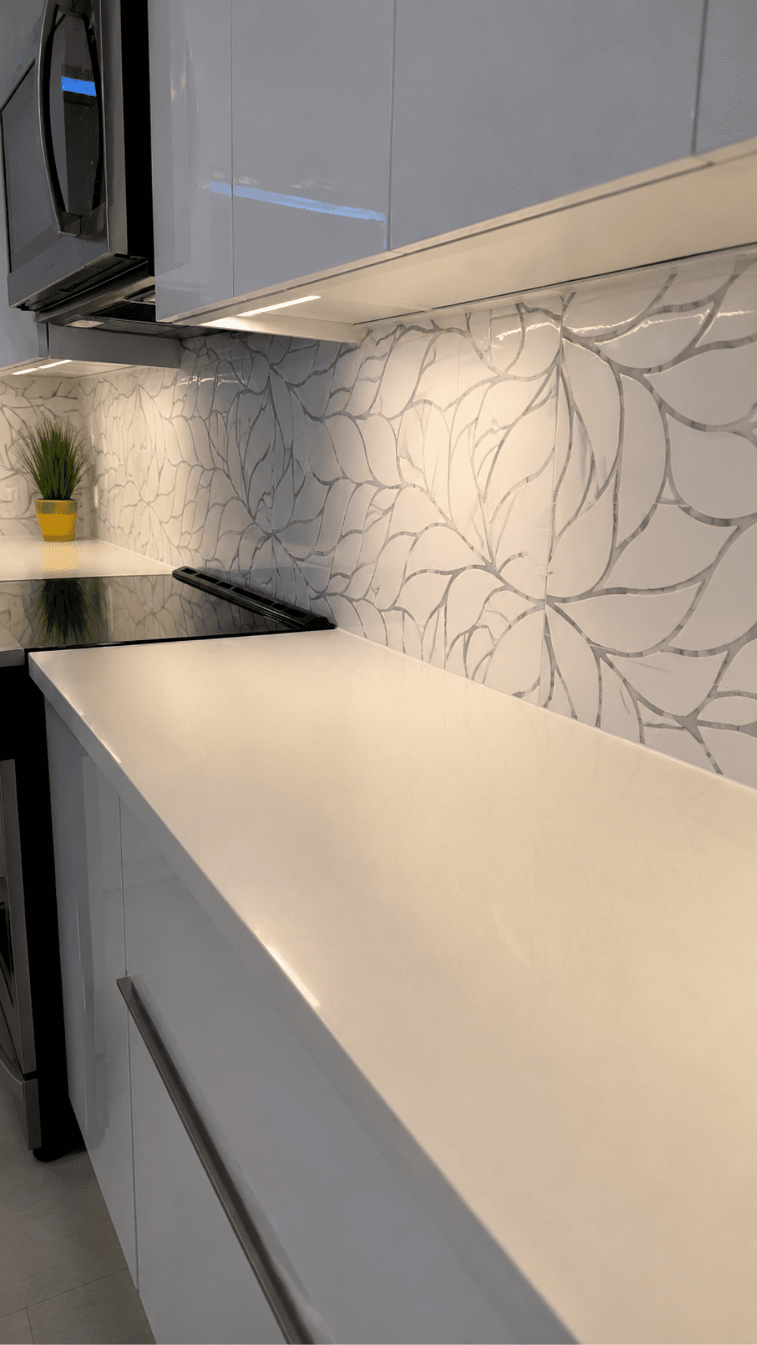 White Gloss Kitchen Remodel — photo 2