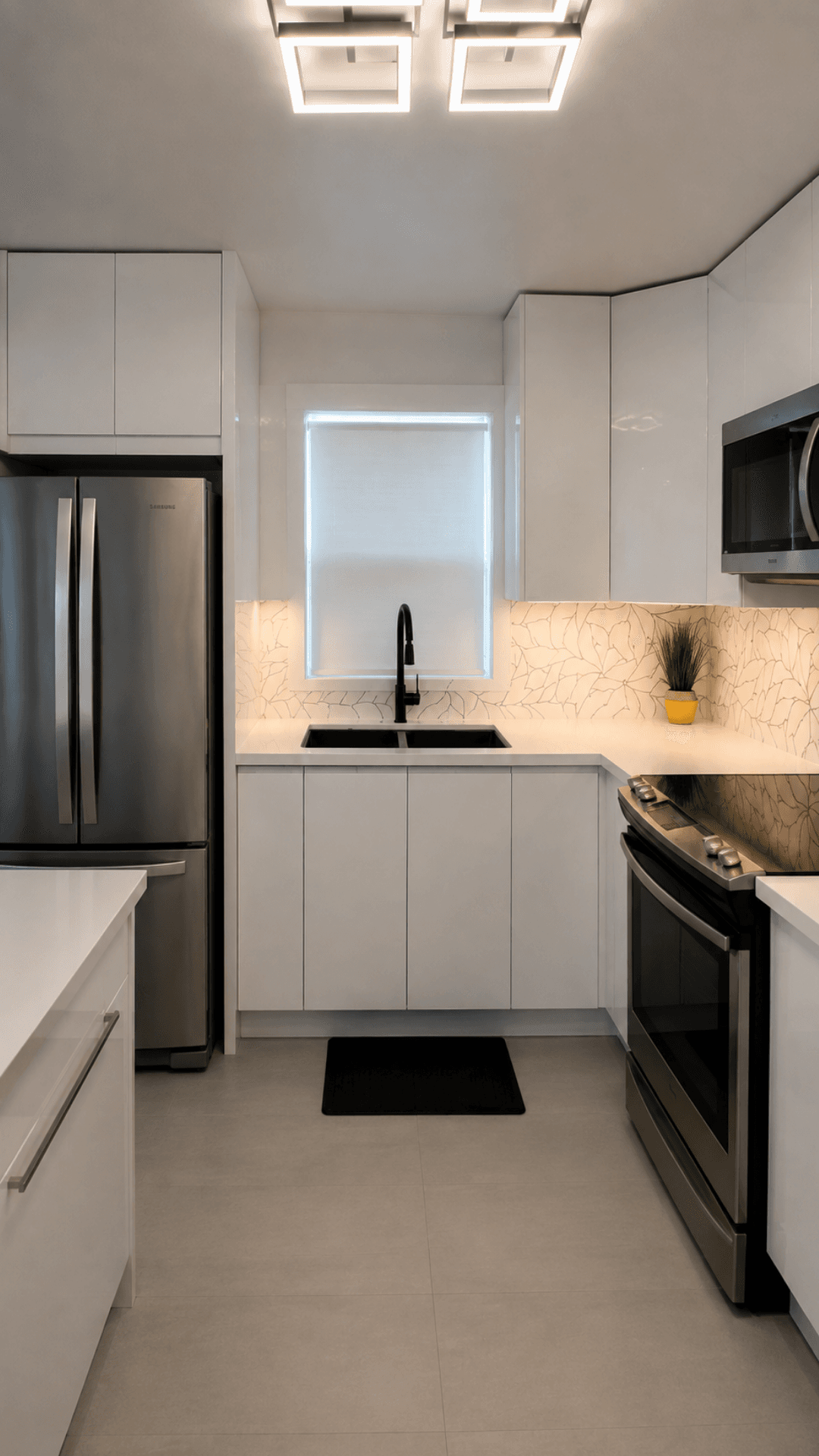 White Gloss Kitchen Remodel